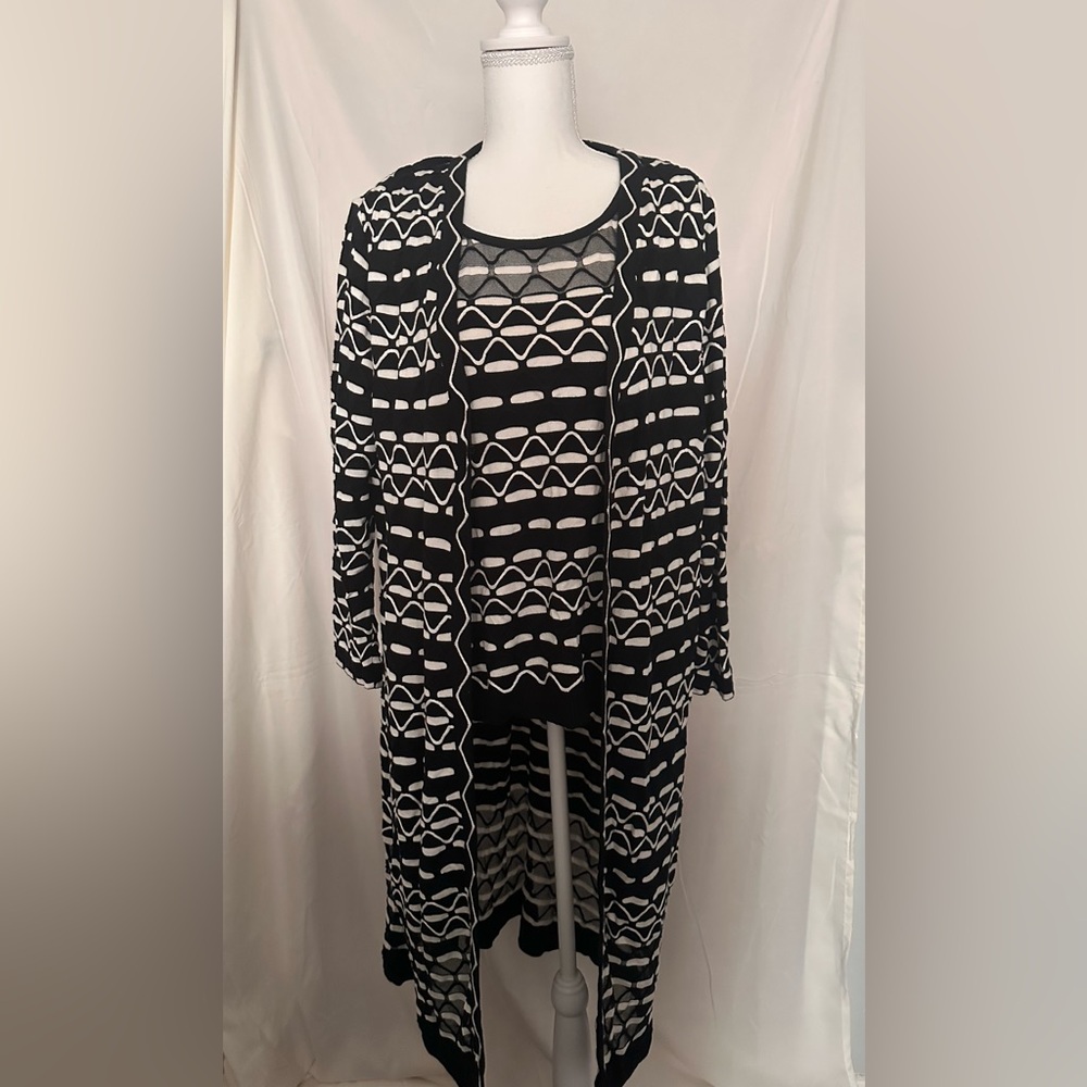 St John Wool Cashmere Duster & Tank Set XL – Black/White Geometric Knit
